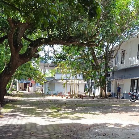 Prathiba Residency Hotel Kollam Exterior photo